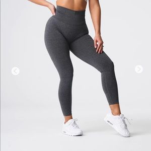 NVGTN BLACK Speckled Curve leggings